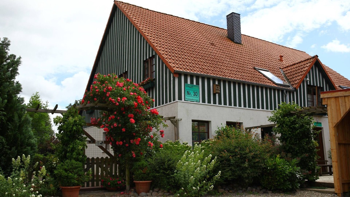 Behrensdorf Apartment | Vacation apartment/apartment for 6 guests with 80m² in Behrensdorf (73290)