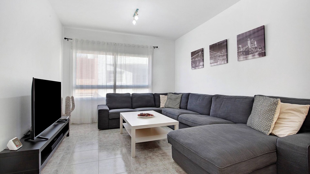 Gran Tarajal Apartment | Vacation Apartment 'Vv 'tirba' Precioso Duplex' with Balcony and Wi-Fi