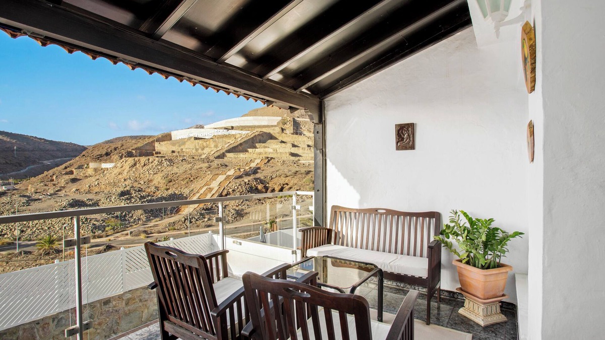 Balito Apartment | Vacation Apartment 'Casa Los Caideros' with Sea View, Shared Pool and Wi-Fi