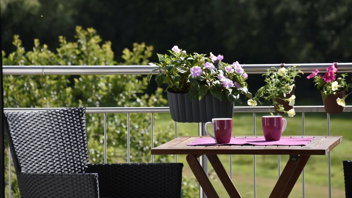 Weiden Apartment | Vacation apartment "Hanne" - for 2-3 persons with balcony