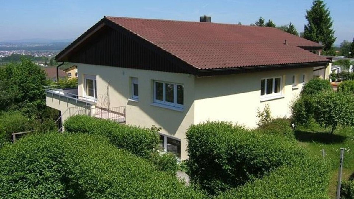 Tettnang Apartment | Vacation apartment Haus Stryck - apartment/flat, shower and bath, WC