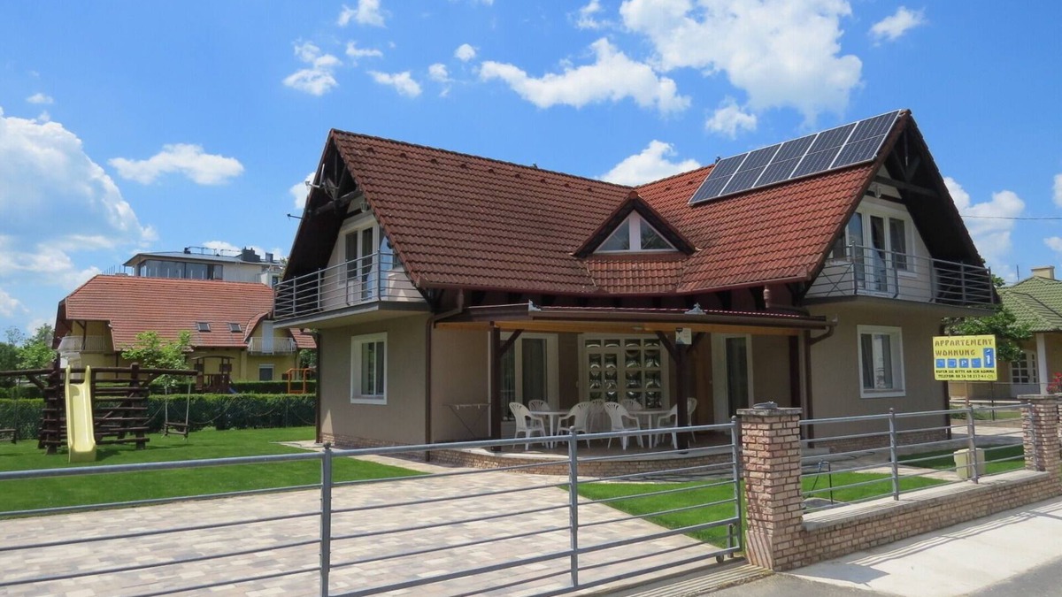 Balatonlelle Apartment | Vacation apartment/apartment for 7 guests with 70m² in Balatonlelle (125042)
