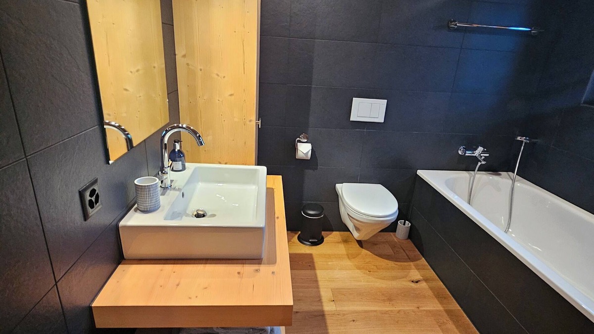 Gsteig Apartment | Vacation apartment in Gsteig (near Gstaad), mid-December 2025 to mid-March 2026!