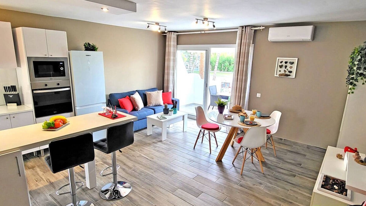 Tarajalejo Apartment | Vacation apartment LUGAR CON ALMA, Tarajalejo, balcony, air conditioning, fast WiFi