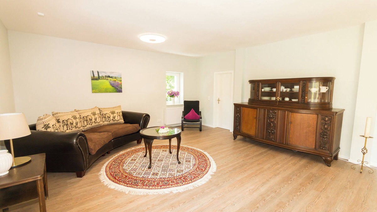 Oberhavel Condo | Vacation apartment "Nostalgie" near the lake and in absolute peace and quiet. Dogs welcome.