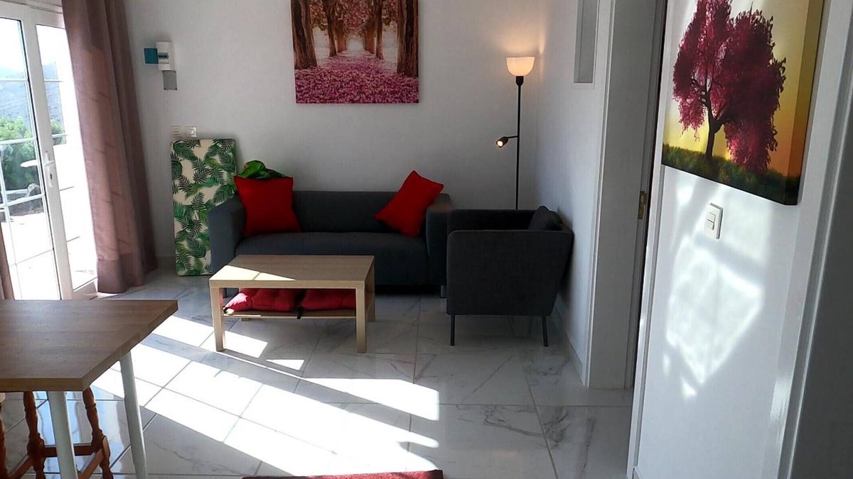 Macher Apartment | Vacation Apartment 'Rosa Eden' with Mountain View, Balcony and Wi-Fi