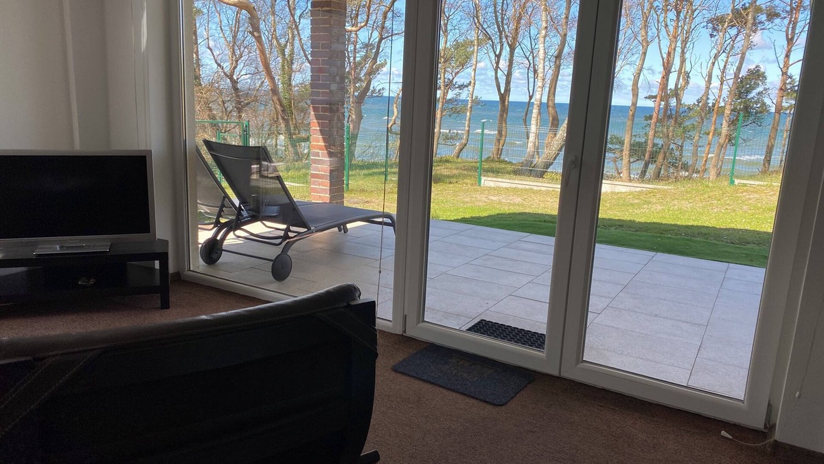 Pobierowo House | Vacation bungalow with unforgettable sea view for 2 to 4 persons,
