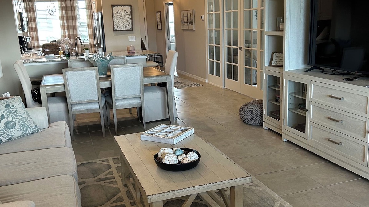Naples Condo | Vacation condo in Naples, Florida. Professionally decorated.