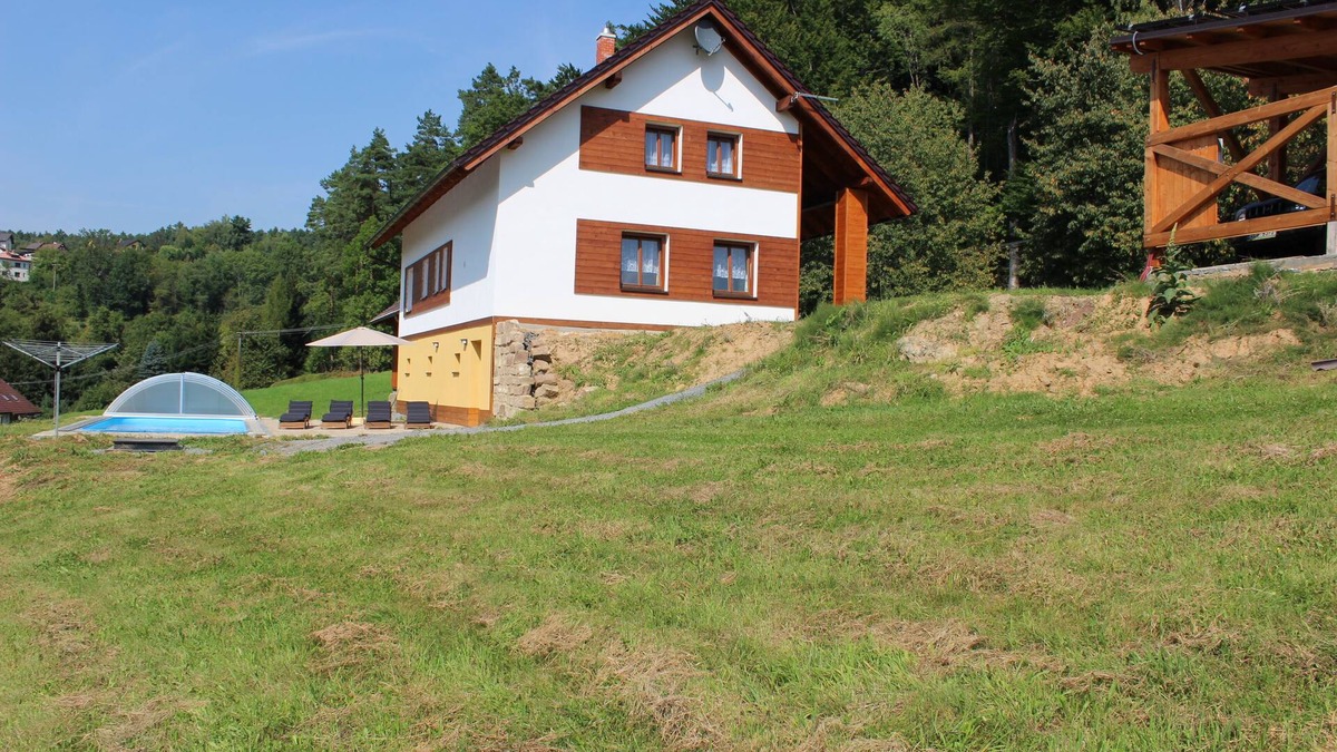 Mirova pod Kozakovem House | Vacation home Dola II in Bohemian Paradise with pool