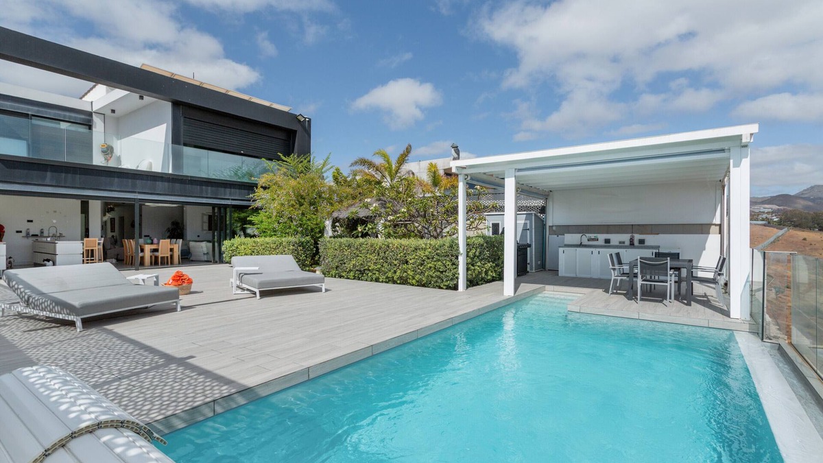 Telde Apartment | Vacation 'Heaven Ocin' with Sea View, Wi-Fi and Air Conditioning