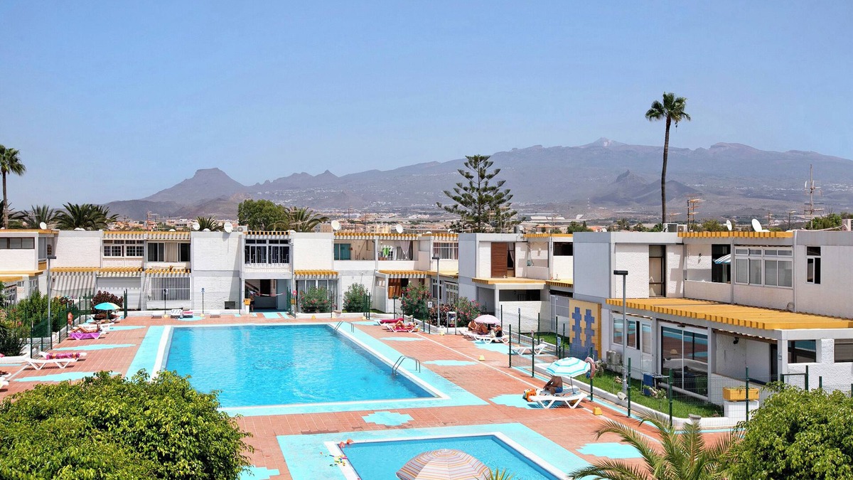 Arona Apartment | Vacation Home "El Drago" with Shared Pool & Wi-Fi