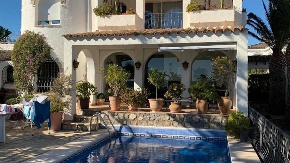Miami Platja House | Vacation home for 6 guests with 225m² in Mont-Roig del Camp (174133)