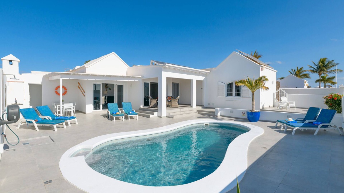 Puerto del Carmen Villa | Vacation home Villa de Carrida in Puerto del Carmen