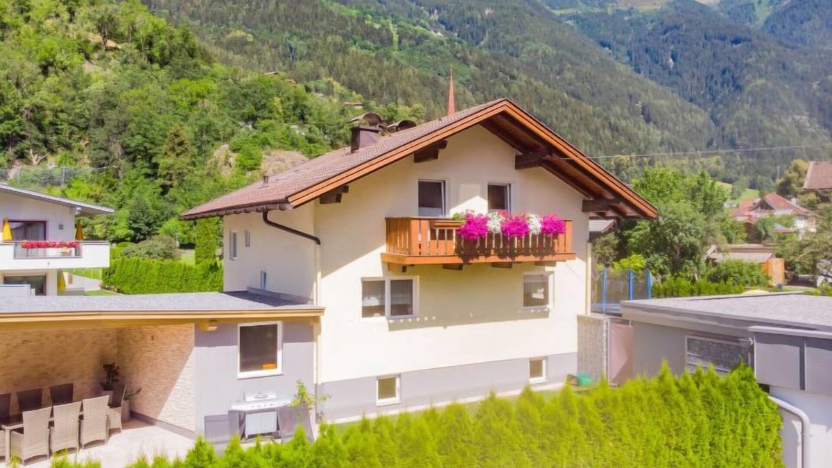 Oetz House | Vacation home Ötztal by Interhome