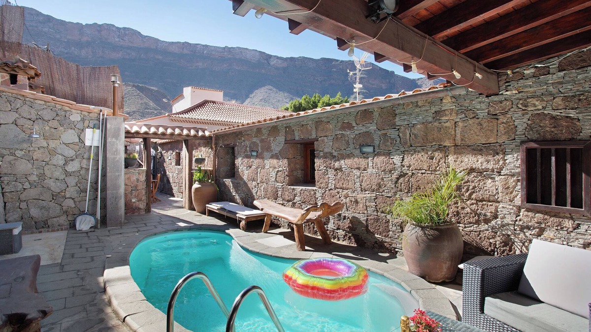 Tejeda House | Vacation Home "Bentayga Sensation" with Mountain View, Private Pool & A/C