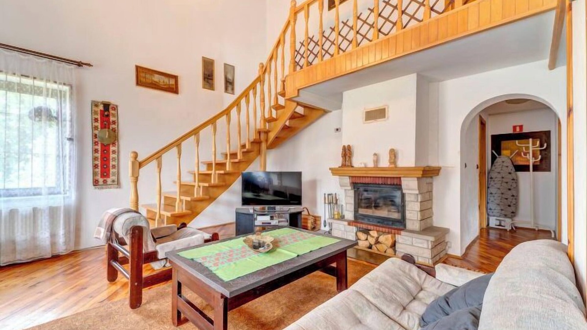 Bierna House | Vacation home Bierna by Interhome