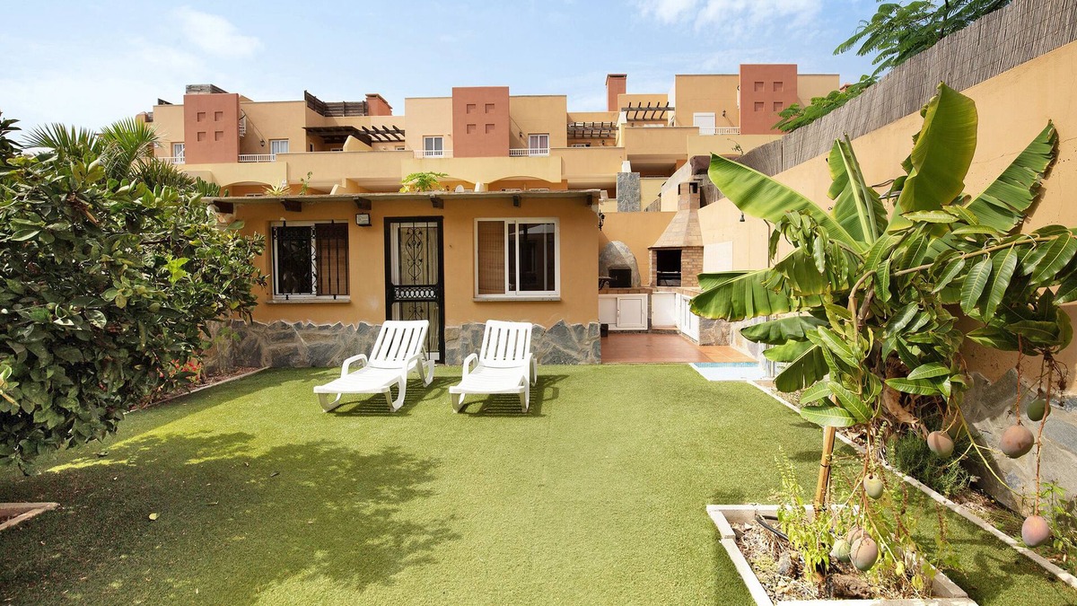 Geafond House | Vacation Home "Casa Carlos" with Shared Pool & Wi-Fi