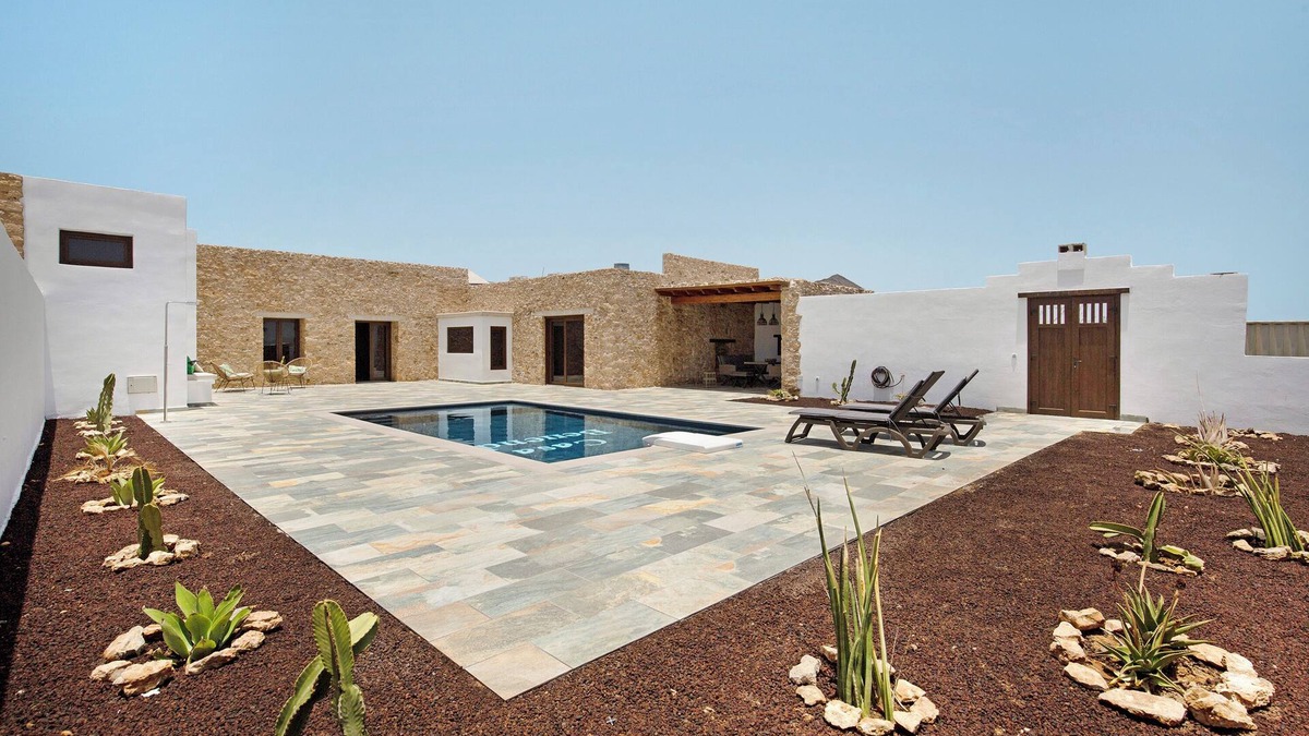 Tiscamanita House | Vacation Home "Casa Rural Berrenda" with Sea View, Private Terrace & Wi-Fi