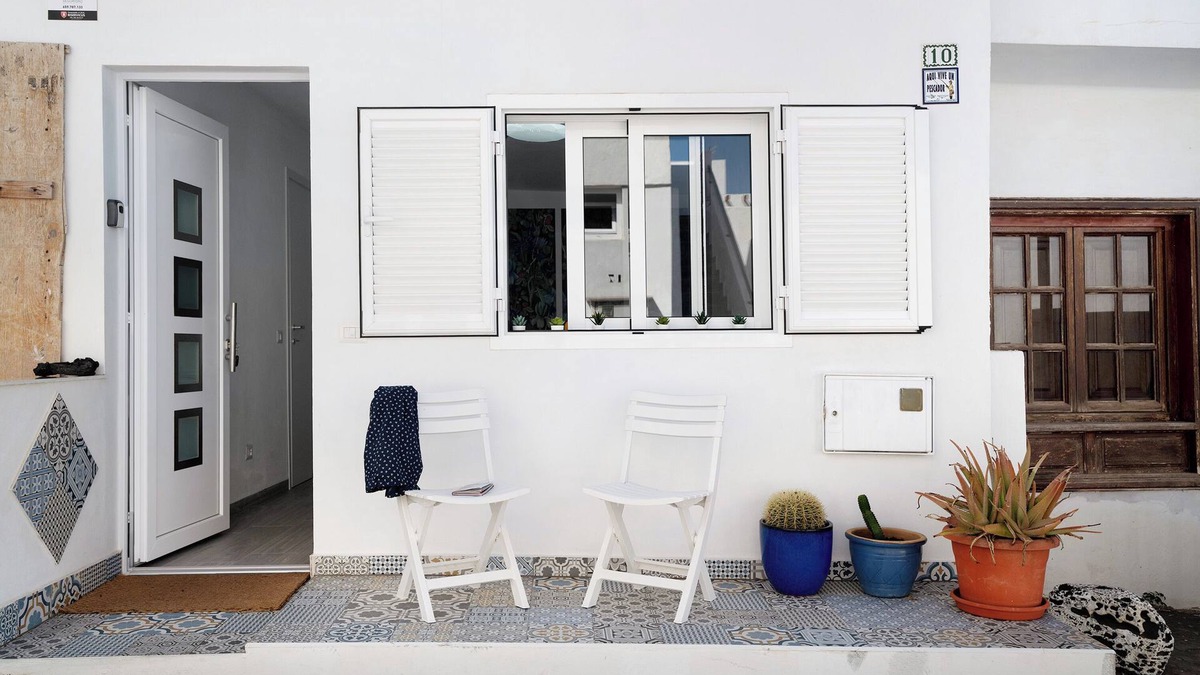 El Golfo House | Vacation Home 'Casa Marion' with Private Terrace and Wi-Fi