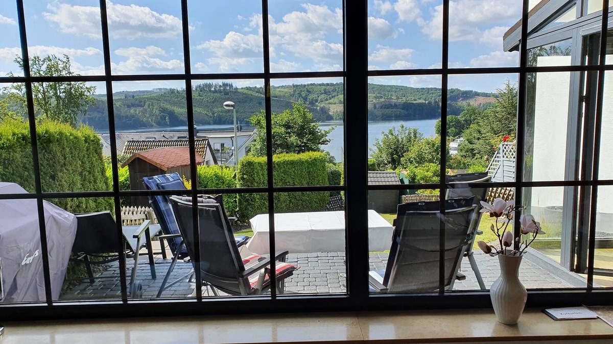 Langscheid House | Vacation home on Lake Sorpe with panoramic views of the lake