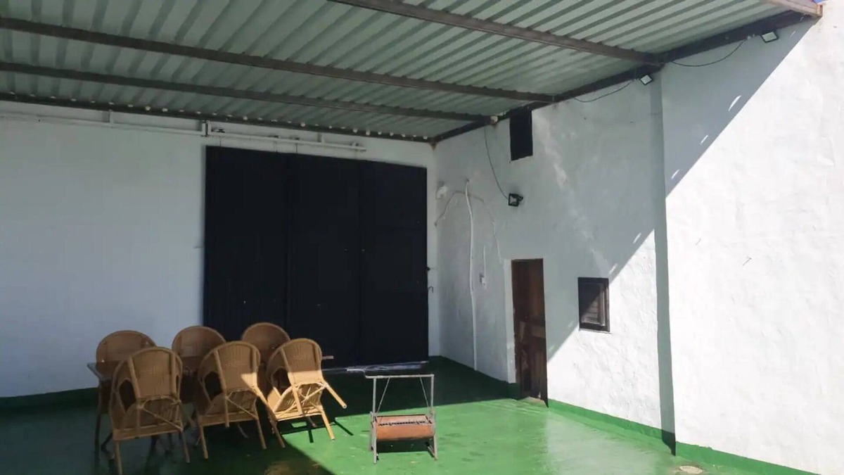 Arucas House | Vacation Home 'El Antiguo Zoco De Arucas' with Sea View, Private Terrace and Wi-Fi