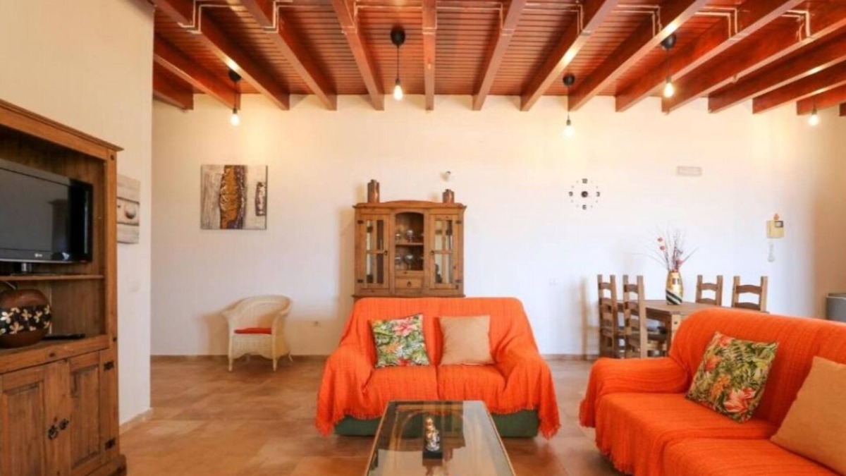 Galdar House | Vacation Home 'Estrella House' with Private Pool, Private Terrace and Wi-Fi
