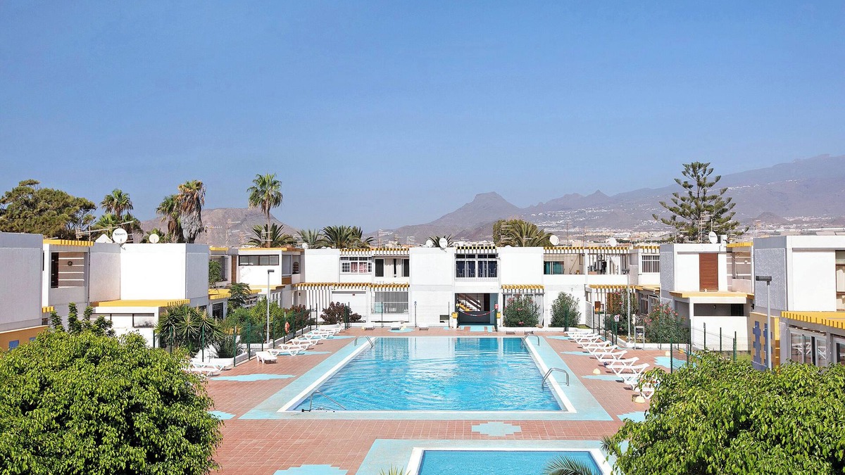 Arona Apartment | Vacation Home "Estudio Sagrario" with Shared Pool