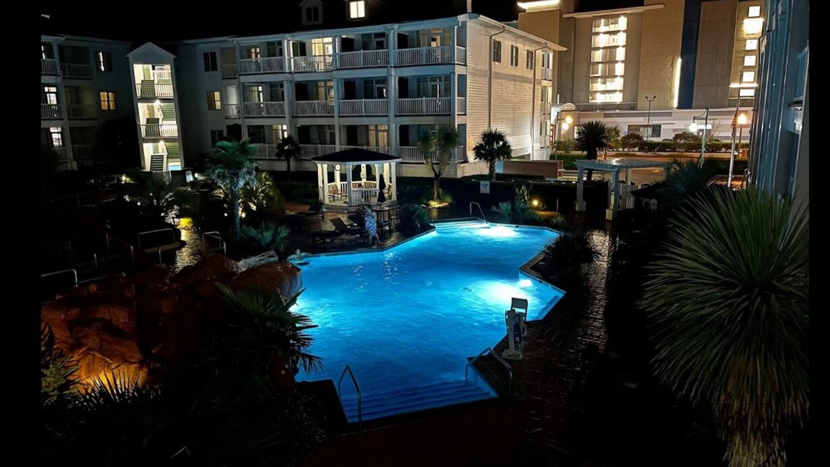 Northeast Virginia Beach Resort | Vacation home for a family