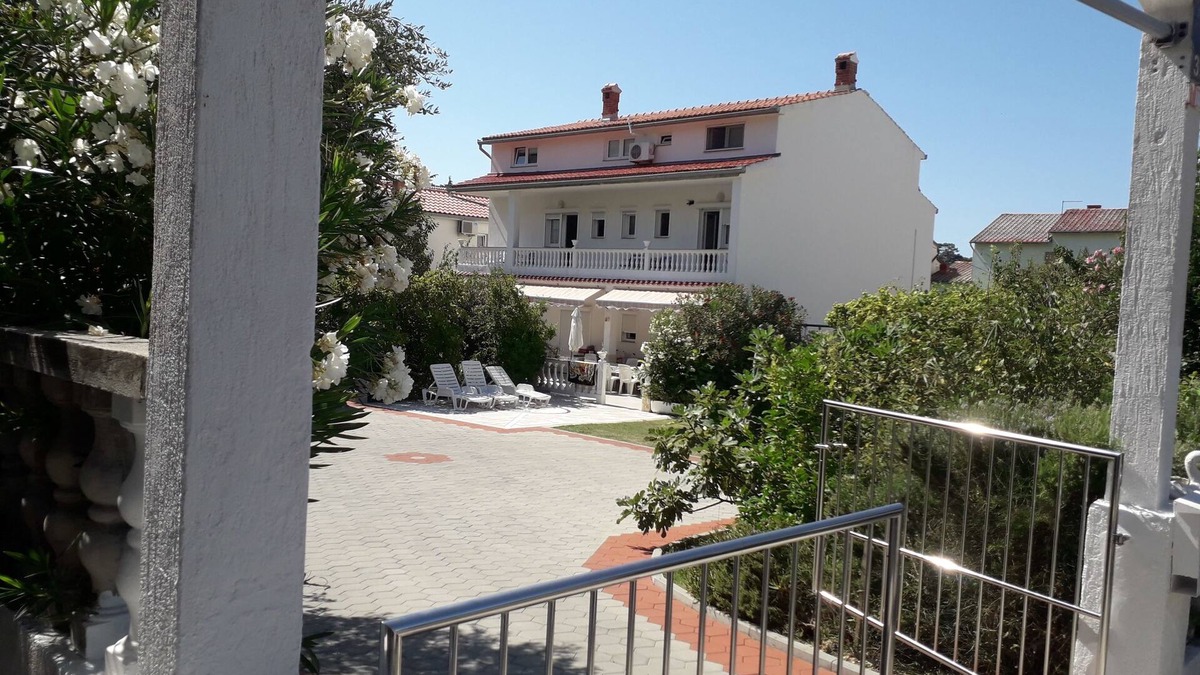 Palit House | Vacation home for 17 guests with 220m² in Palit (149955)