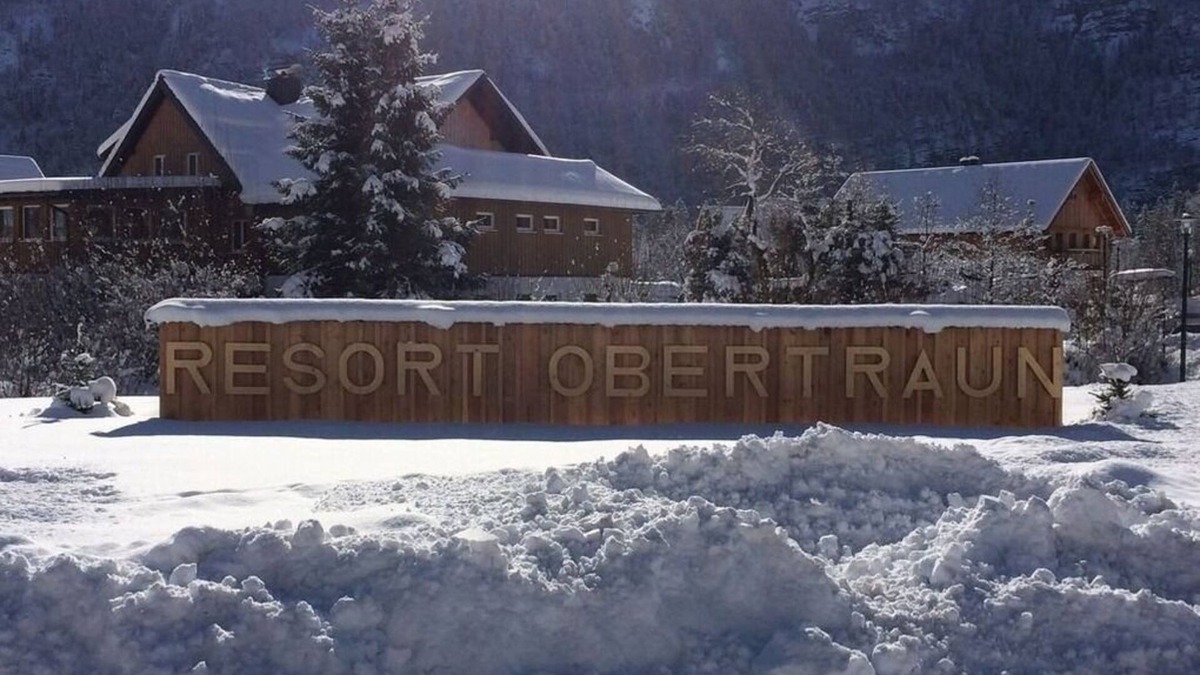 Obertraun House | Vacation home for 20 guests with 345m² in Obertraun (186615)