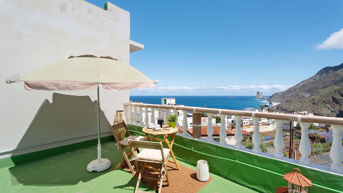 Santa Cruz de Tenerife House | Vacation Home 'House In Anaga' with Sea View, Private Terrace and Wi-Fi