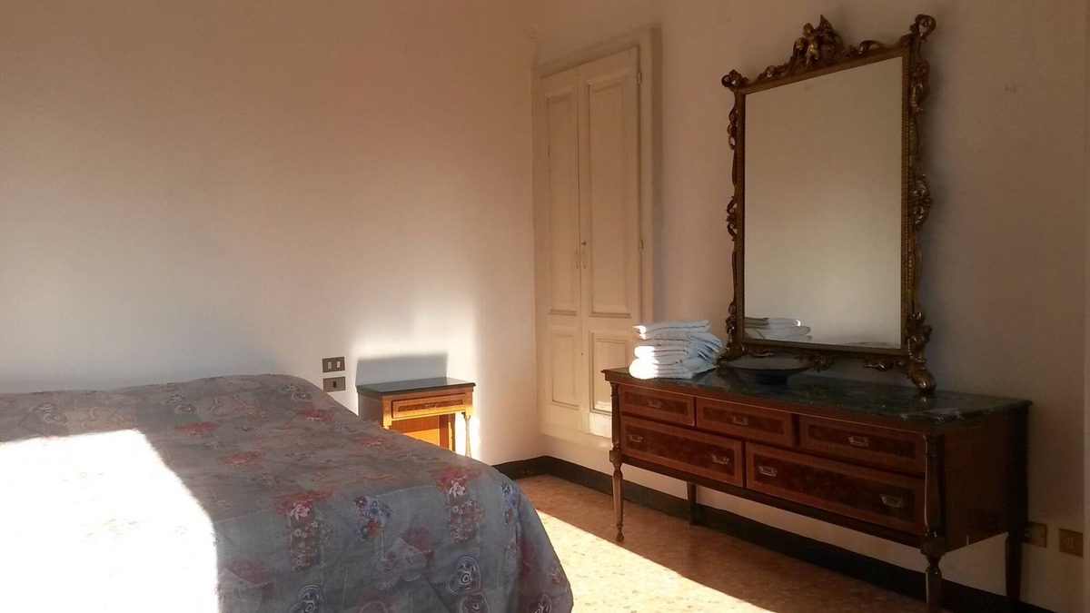 Lecco House | Vacation home Il Viandante terraza relax parking space