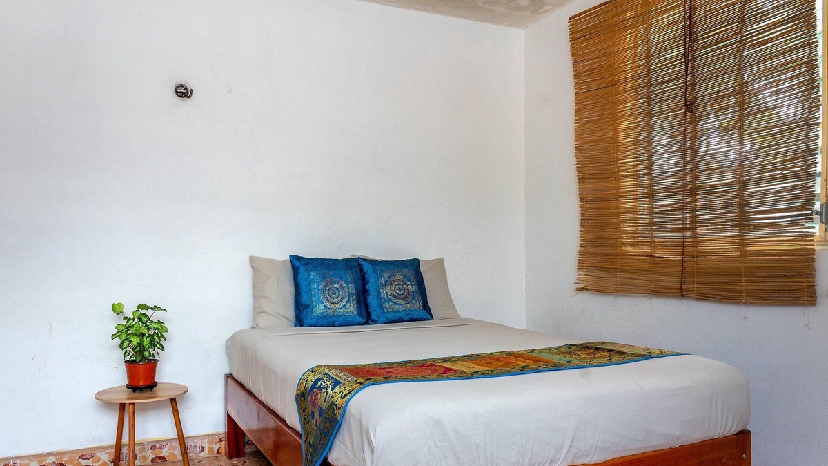 Bacalar Resort | Vacation home in Bacalar near the lagoon / Beach club access.