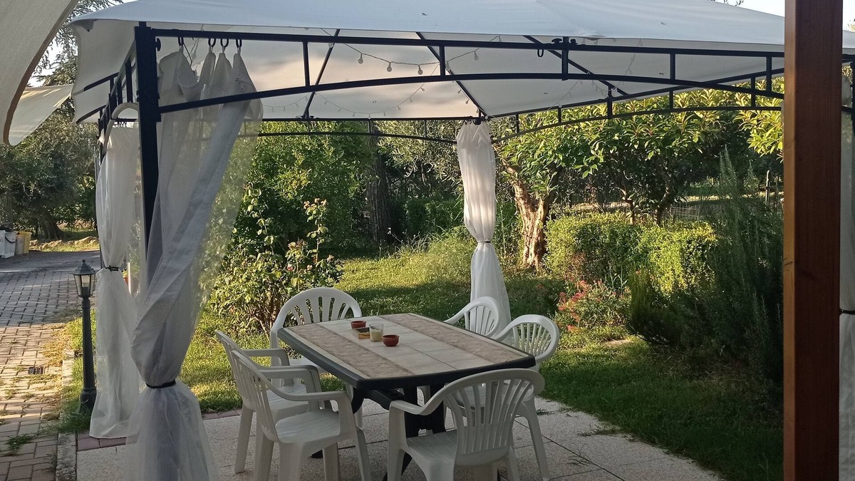 Ostra Vetere Apartment | Vacation home in the beautiful hills of the Marche region
