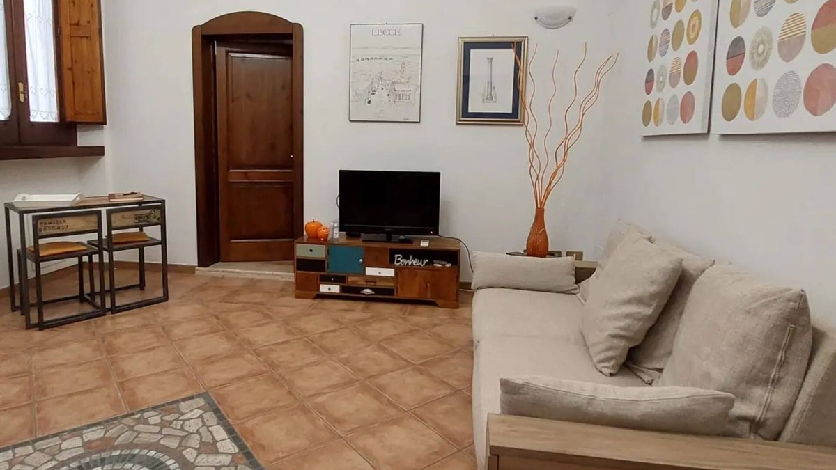 Lecce House | Vacation home in the historic center. Ideal for 1 Couple-Couple+2boys-or 3 adults