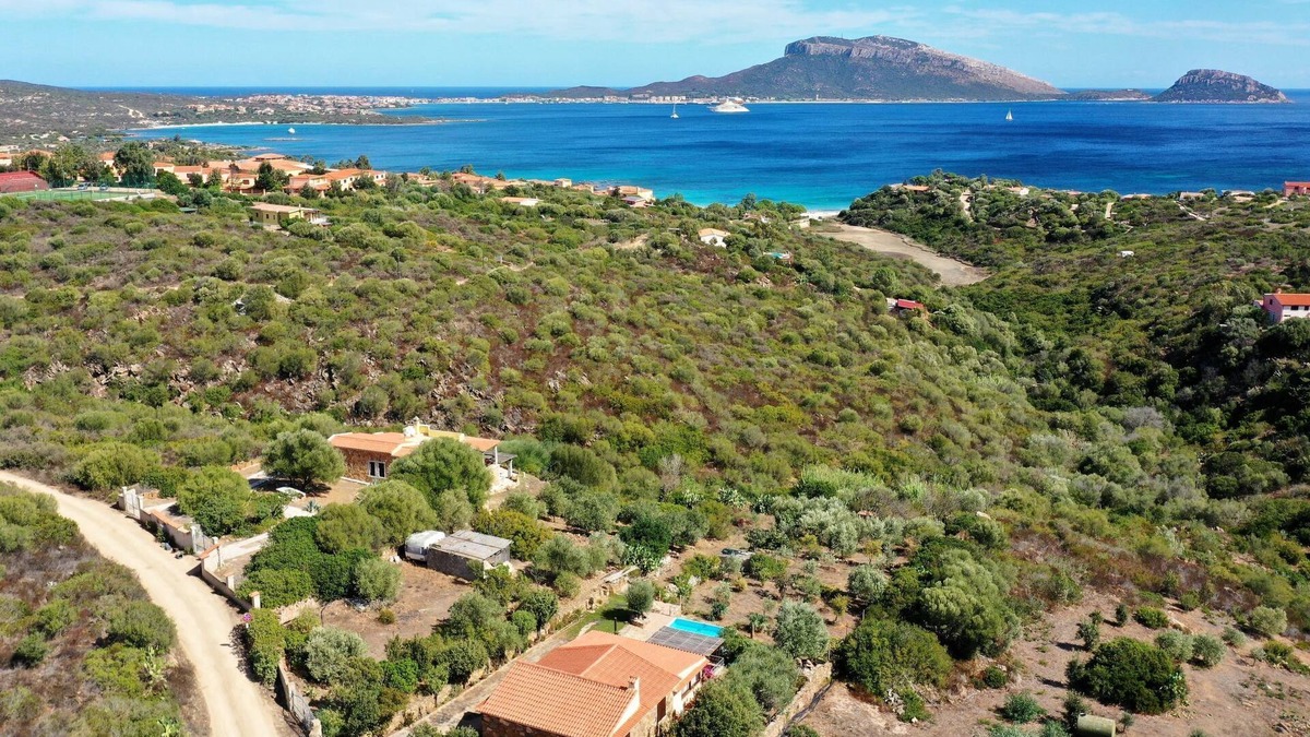 Golfo Aranci House | Vacation home Iride by Interhome