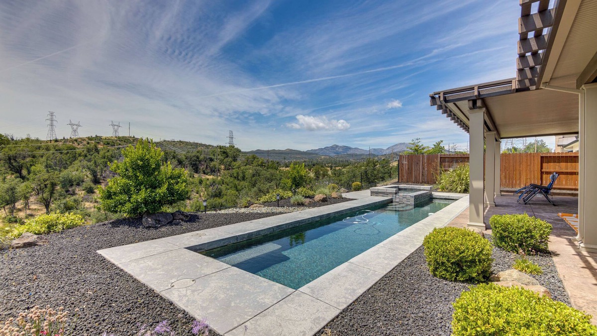 Redding House | Vacation home just 3 minutes to Sacramento River