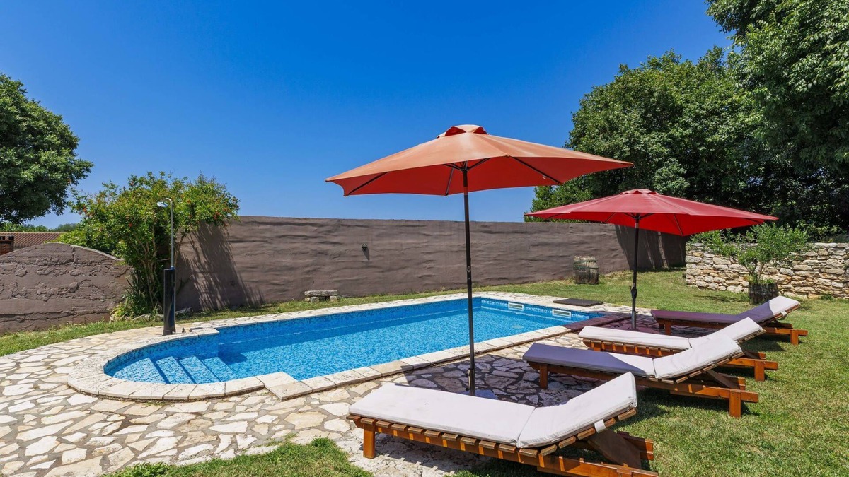 Valtura House | Vacation home Laura by Interhome