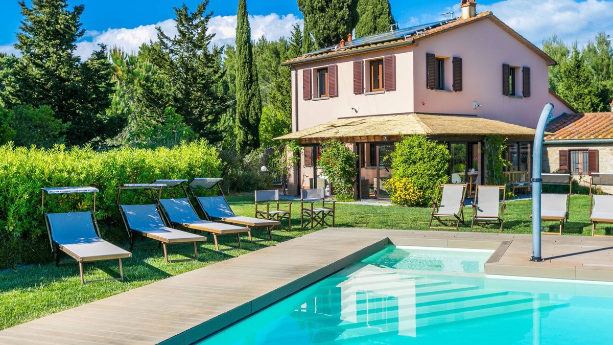 Riparbella House | Vacation home Lilia by Interhome
