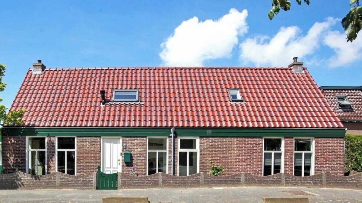 Municipality of Beverwijk House | Vacation home near the beach and the cities of Amsterdam and Haarlem.