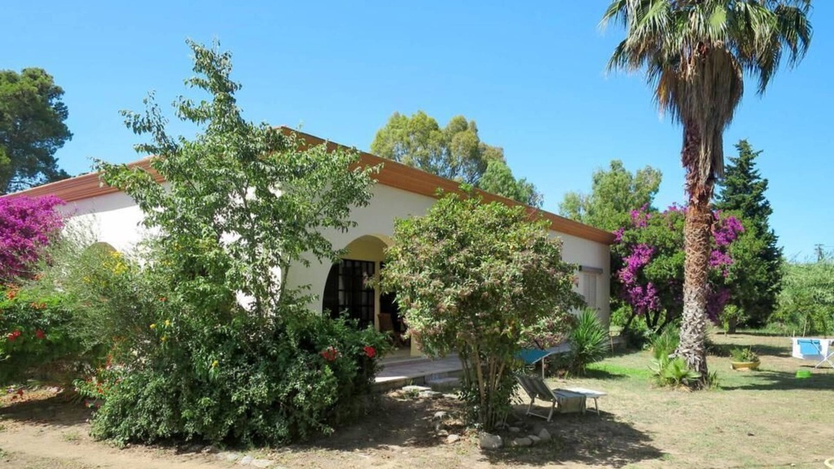 Torre di Bari Villa | Vacation home only 300 meters from the sea