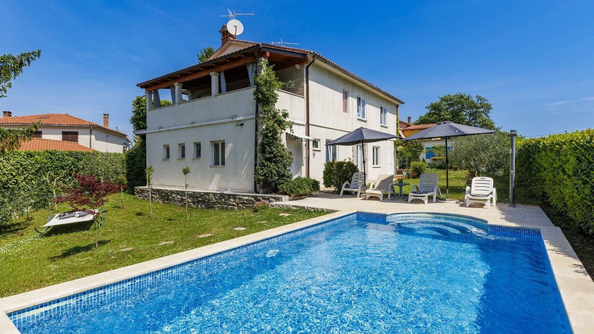 Karojba House | Vacation home Palma by Interhome