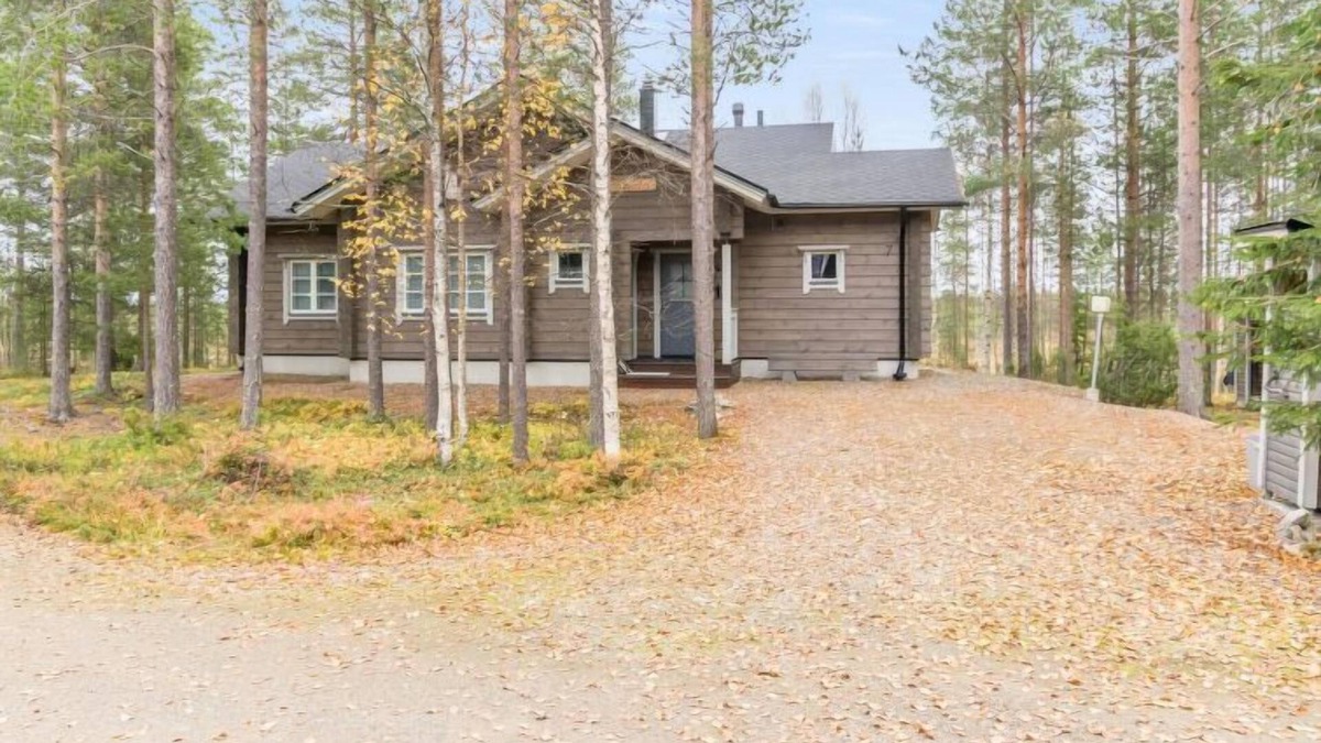 Pyhatunturi House | Vacation home Piekkola in Pelkosenniemi - 8 persons, 3 bedrooms