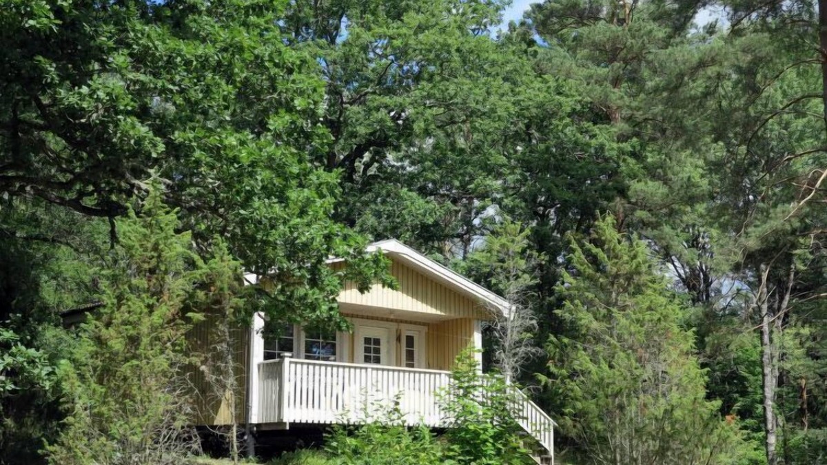 Virserum House | Vacation home Rödmossa Femton (SND042) in Virserum - 4 persons, 1 bedrooms
