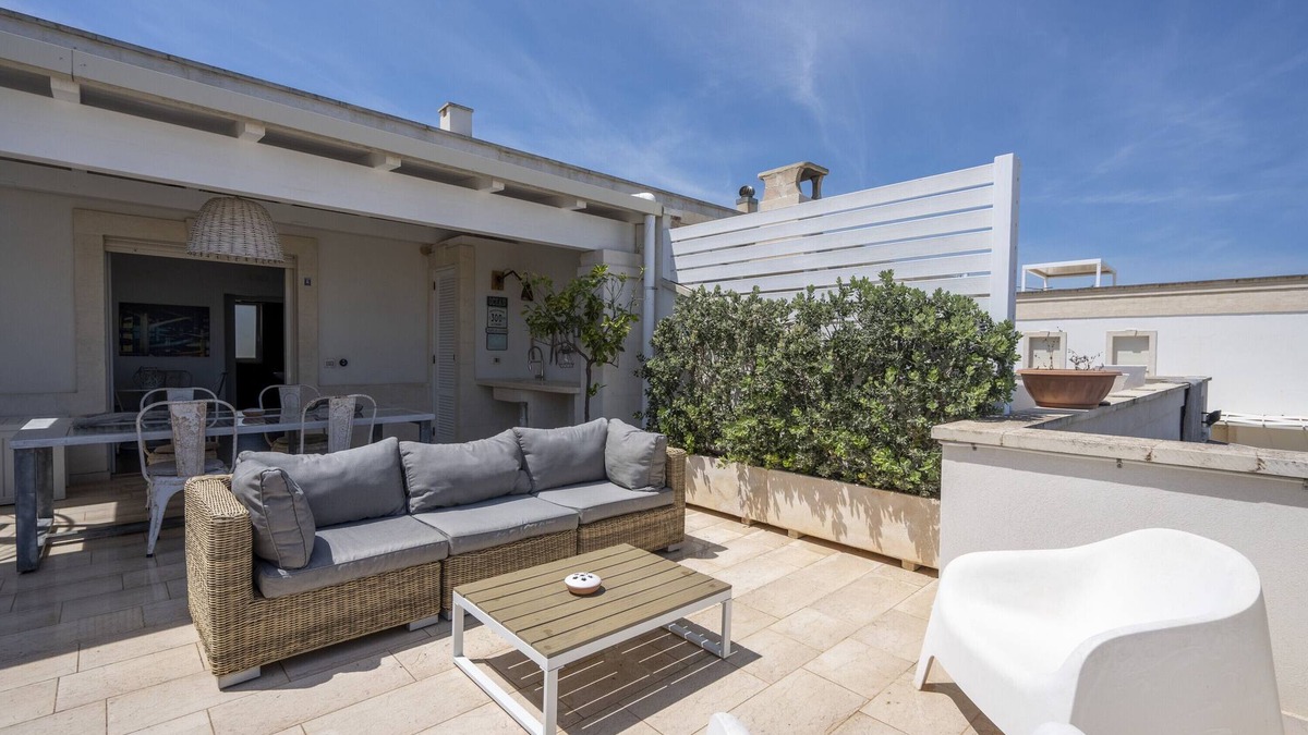 Savelletri House | Vacation Home "Rooftop Gallery, Savelletri" with Sea View, Private Terrace & Wi-Fi