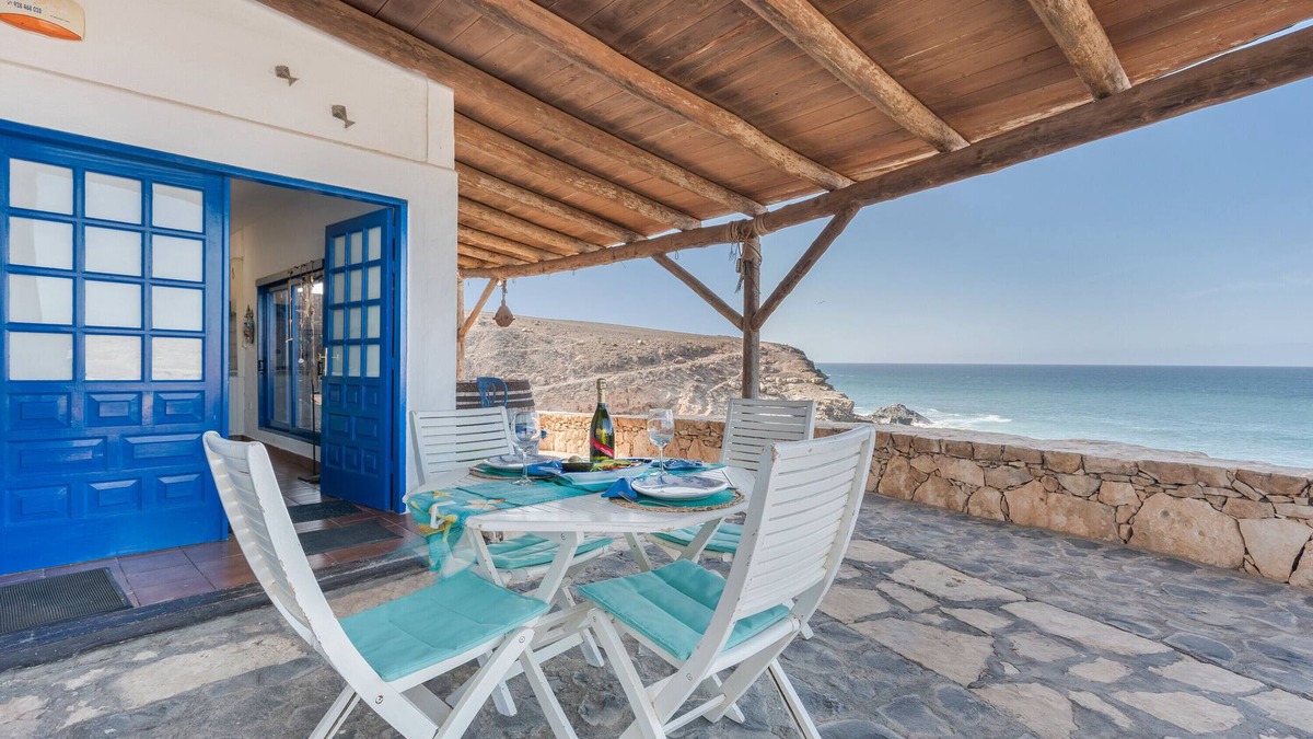 Ajuy House | Vacation Home 'Sea and Siesta' with Sea View, Private Terrace and Wi-Fi