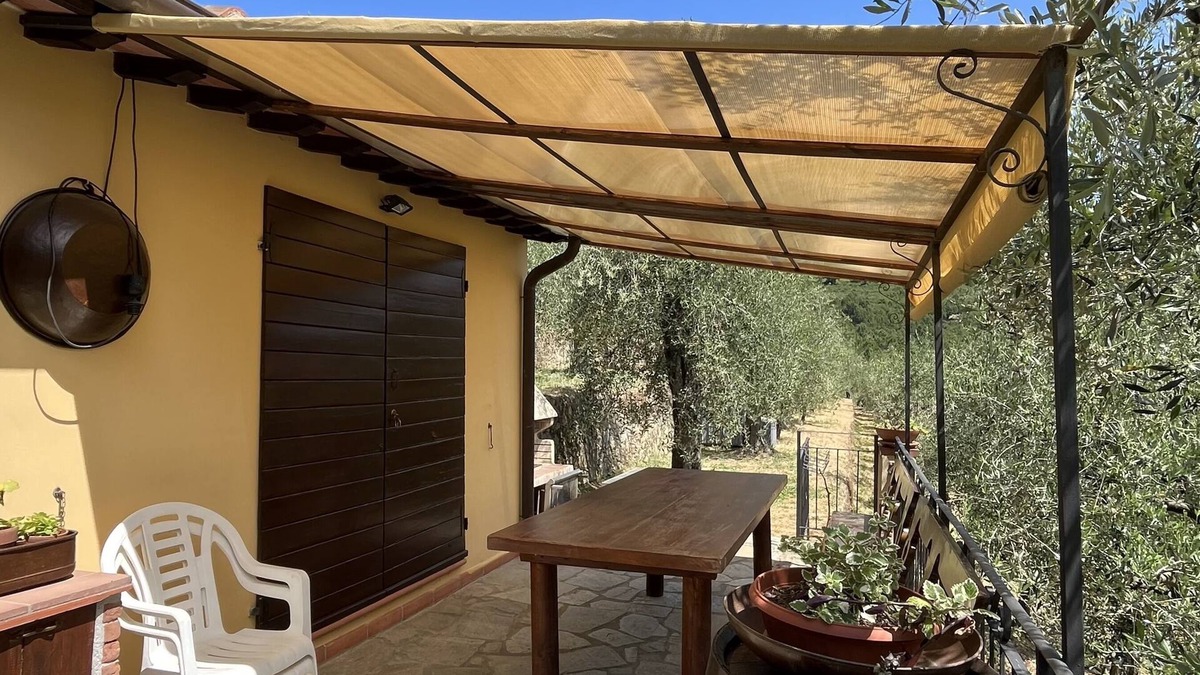 Vicopisano Condo | Vacation home "The Stables" in Farmhouse Campo dei Lupi