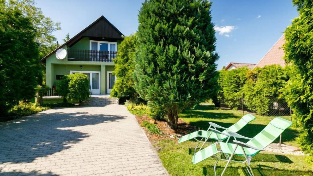 Balatonlelle House | Vacation home Verde by Interhome
