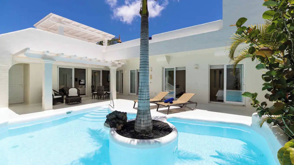 Geafond Villa | Vacation Home "Villa 103" with Mountain View, Pool & Wi-Fi