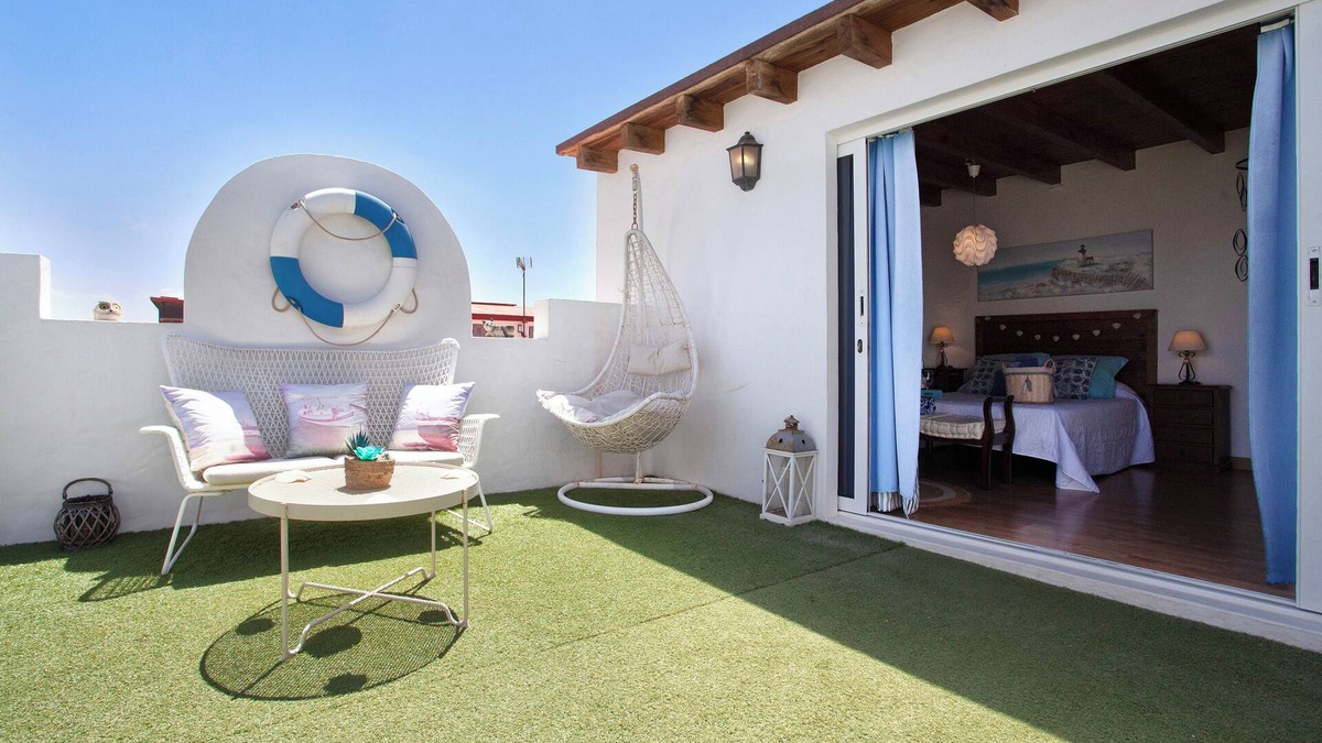 El Cotillo Apartment | Vacation Home "Vista Tostón" with Private Terrace & Wi-Fi